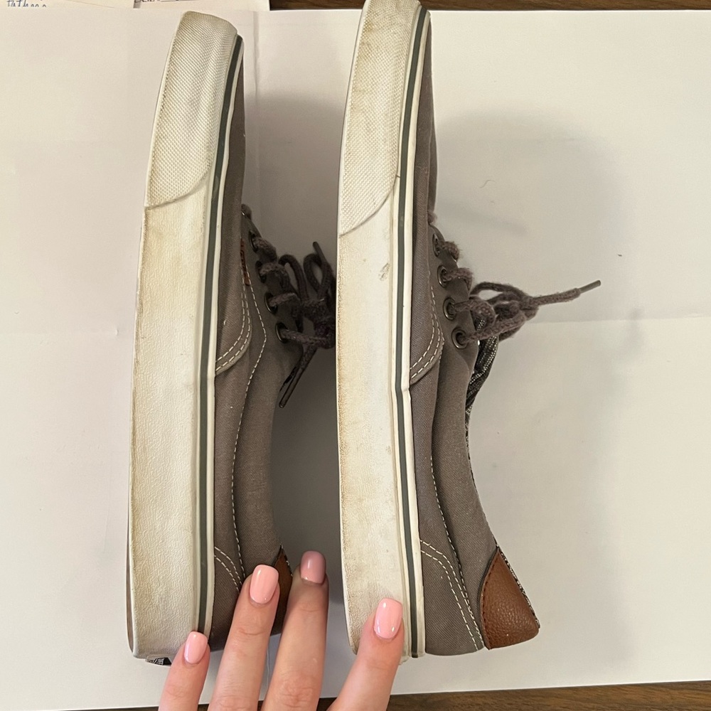 Mens Vans size 10 - Picture 4 of 5